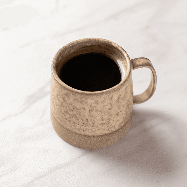 Espresso - Café corto, intenso y aromático, con un final persistente. en Le Grenier