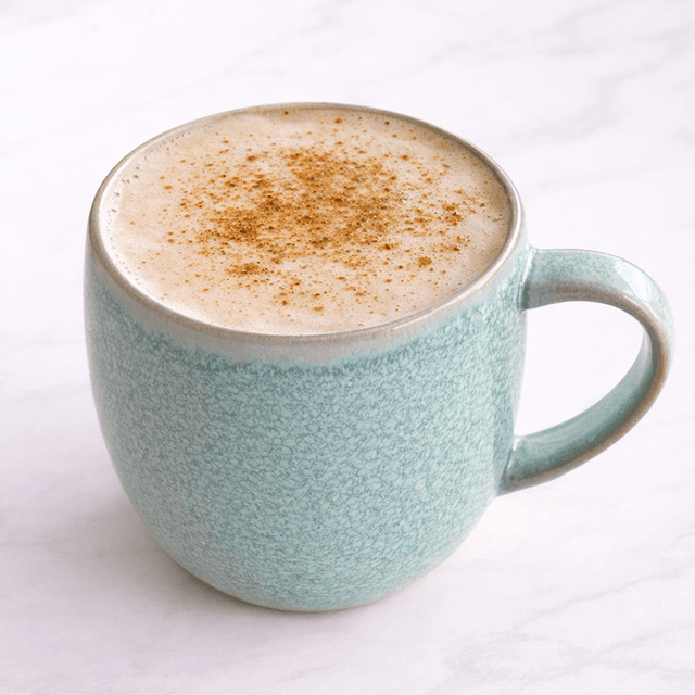 Chai Latte - Bebida especiada con leche, cálida y aromática. en Le Grenier