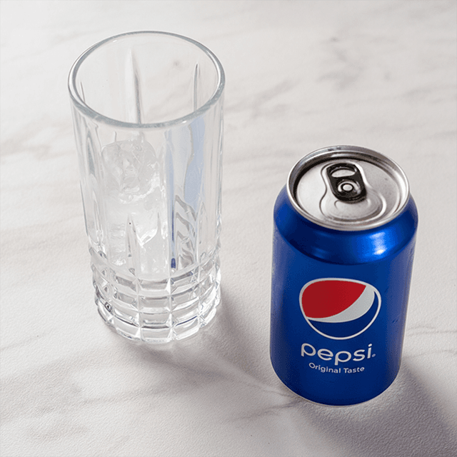 Pepsi / Pepsi Zero - Refrescante y clásica. en Le Grenier